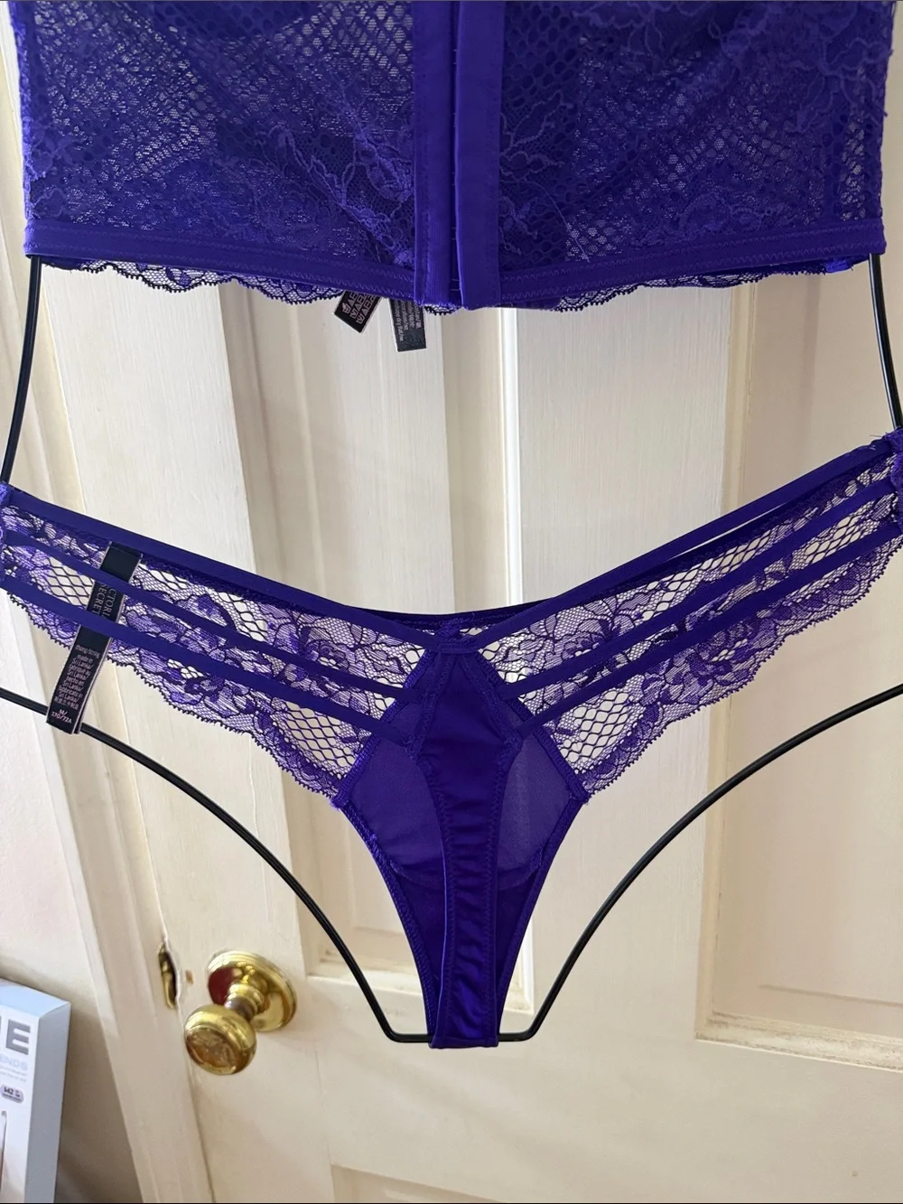 Victoria's Secret Electric Purple Lace Longline Bralette with Thong & Garter Set - Picture 10 of 16